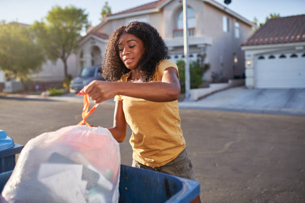 Best Mattress Removal Service  in Garden City South, NY